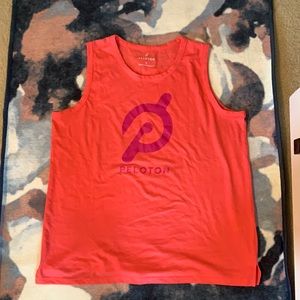 Peloton tank